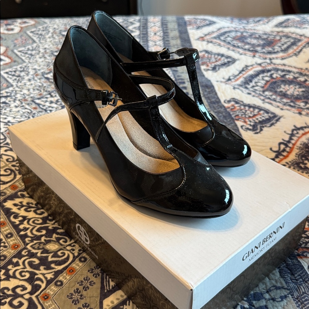 Gianni Bernini Glossy Black T-Strap Heels